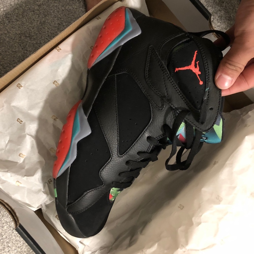 Jordan 7 “Barcelona nights”